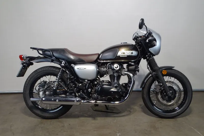 Kawasaki W800 Cafe (2019)