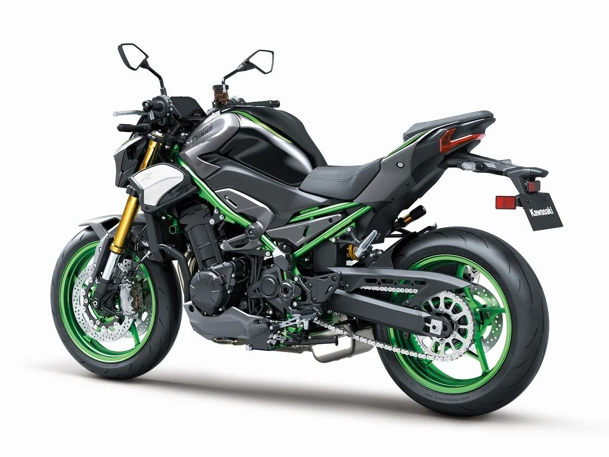 Kawasaki Z900 (2024) — foto 1