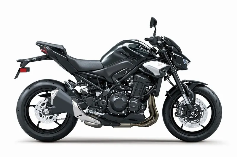 Kawasaki Z900 (2024)