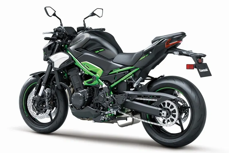 Kawasaki Z900 (2024)