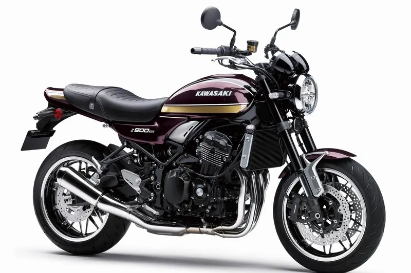 Kawasaki Z900RS (2025)