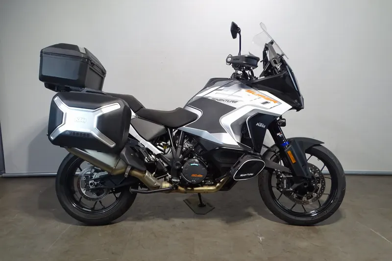 KTM 1290 Super Adventure (2024)