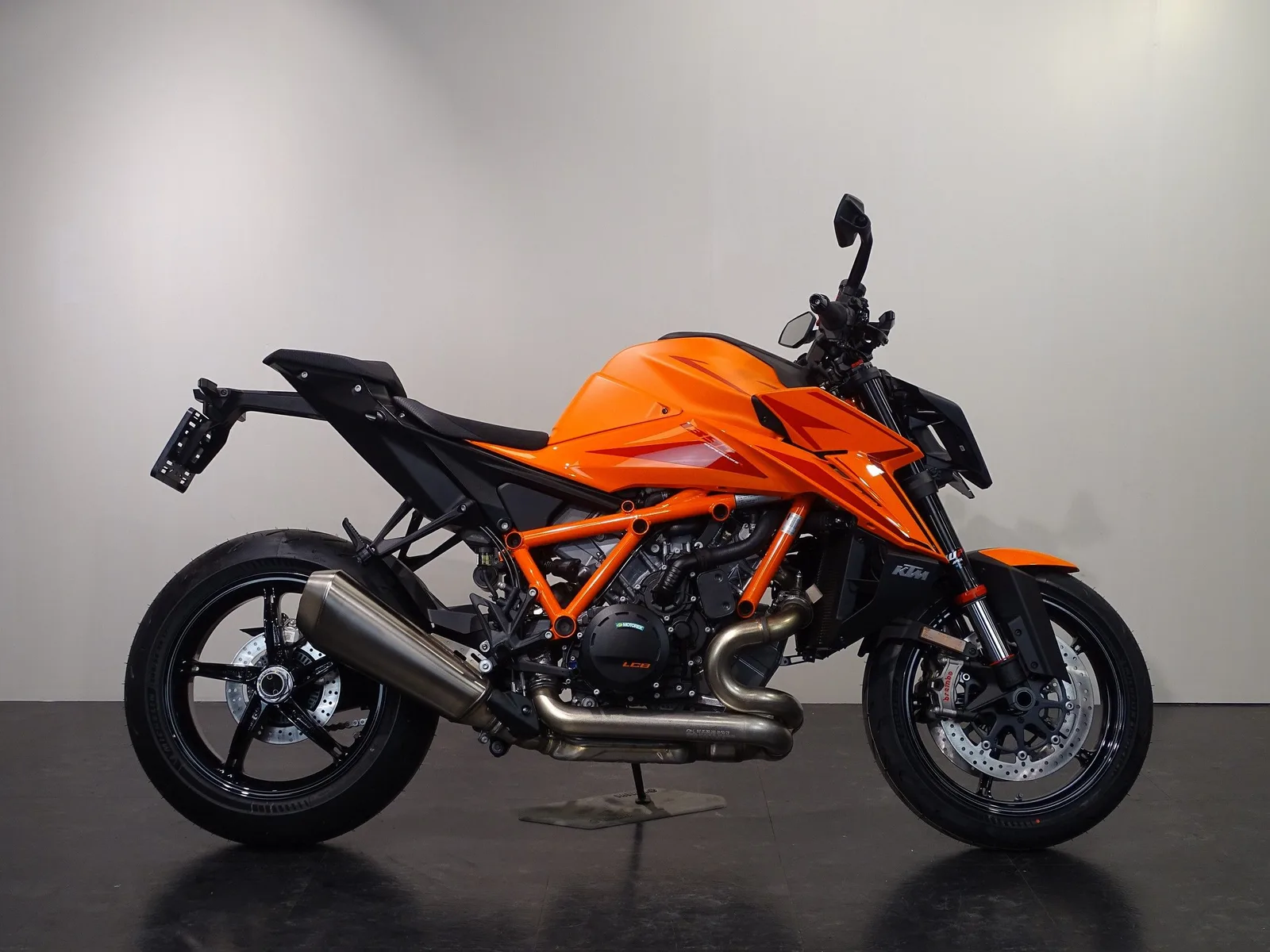 KTM 1390 Super Duke R (2025) — foto 1