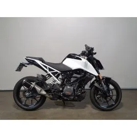 KTM 390 DUKE ABS (2024) — foto 1