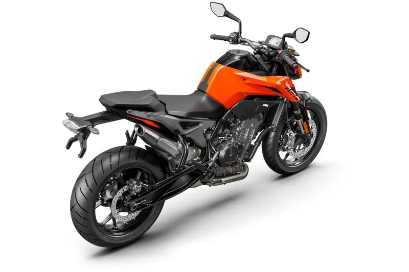 KTM 790 Duke (2024)