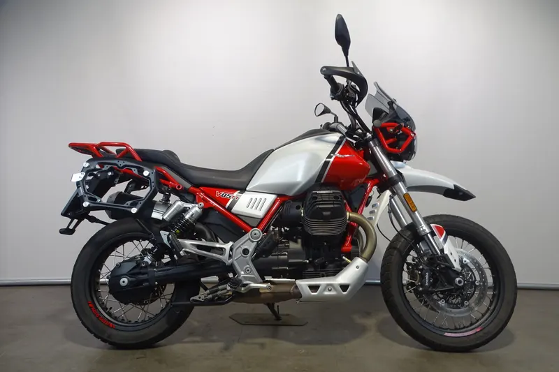Moto Guzzi V85 TT (2021)