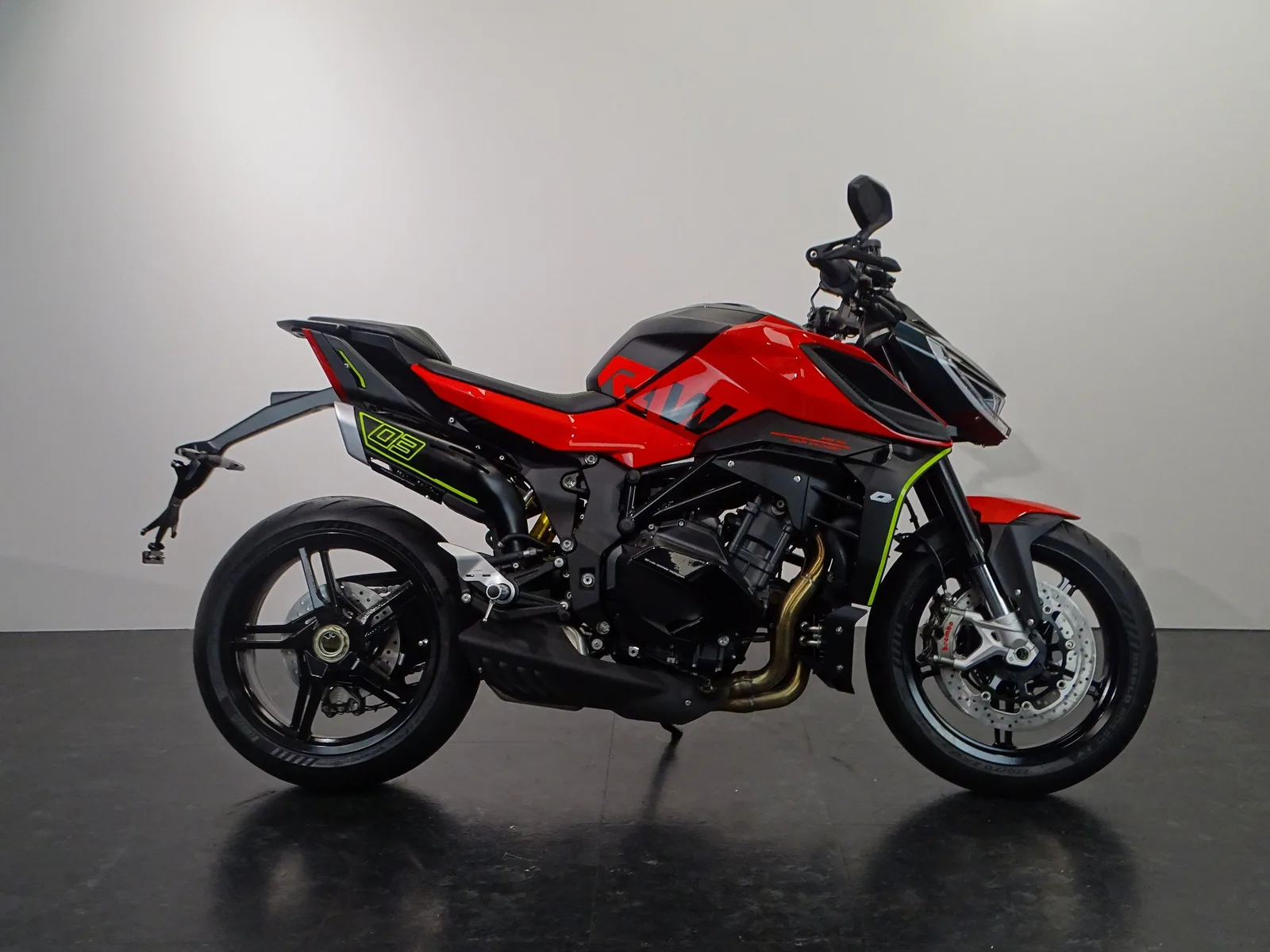 QJ Motor SRK 921 (2026) — foto 1
