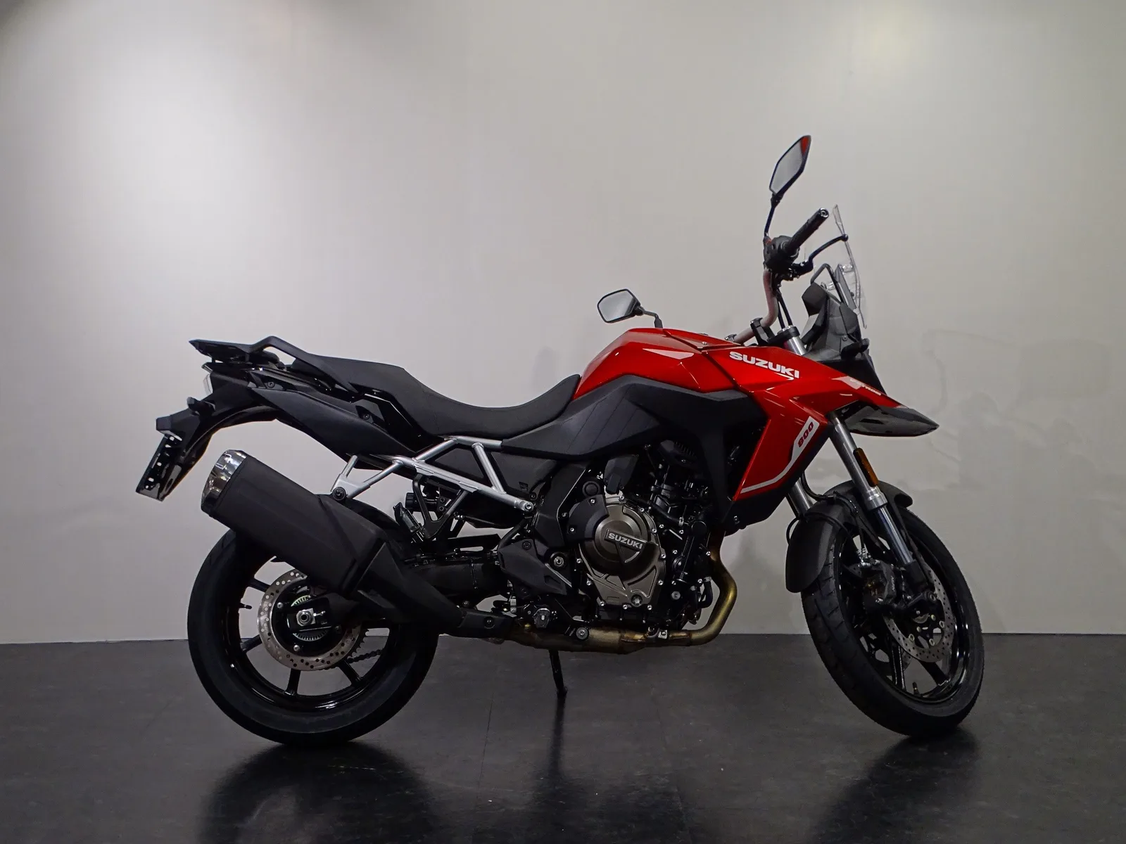 Suzuki DL 800 V-STROM (2025) — foto 1