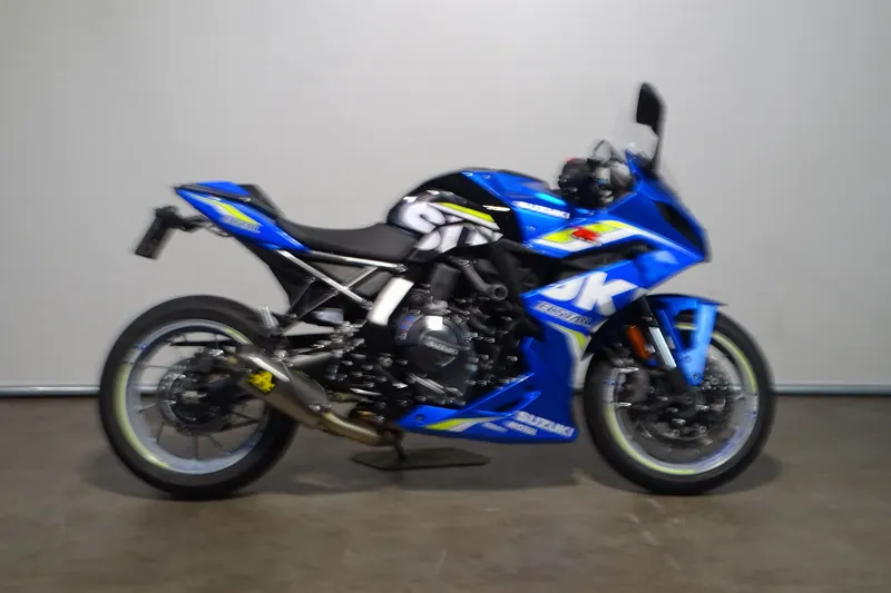 Suzuki GSX-8R (2024)