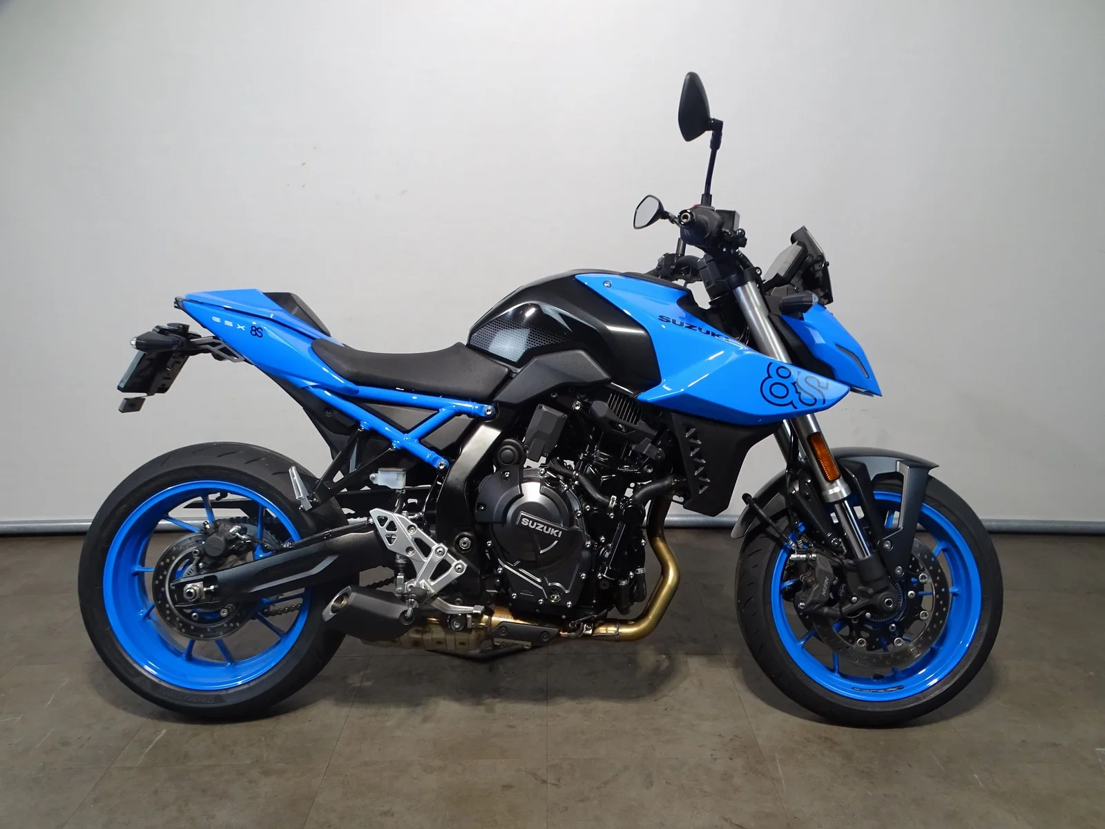 Suzuki GSX-8S (2023) — foto 1