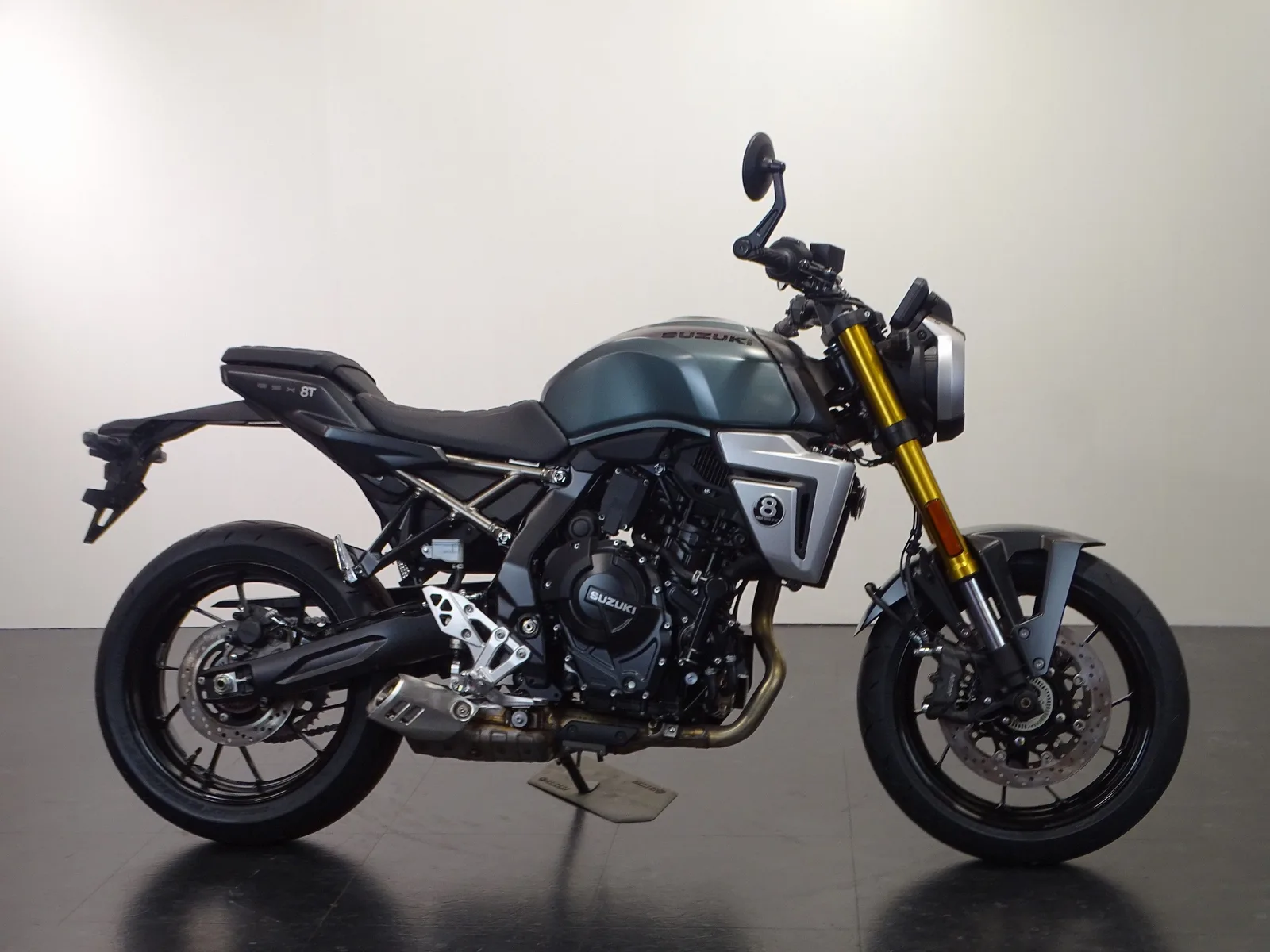 Suzuki GSX-8T (2025) — foto 1