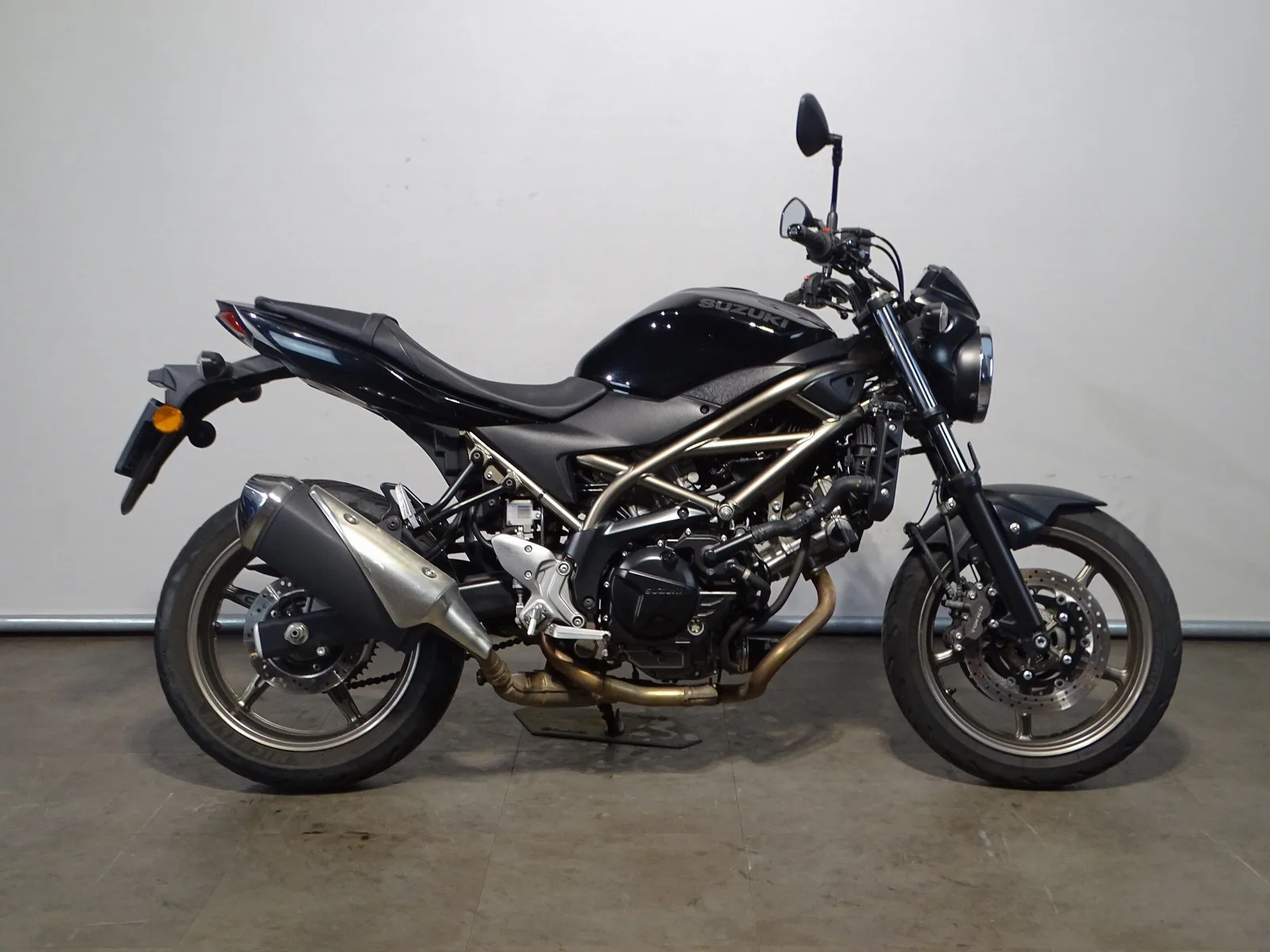 Suzuki SV650A (2023) — foto 1