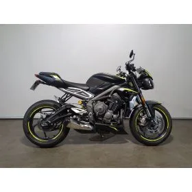 Triumph STREET TRIPLE RS (2021) — foto 1