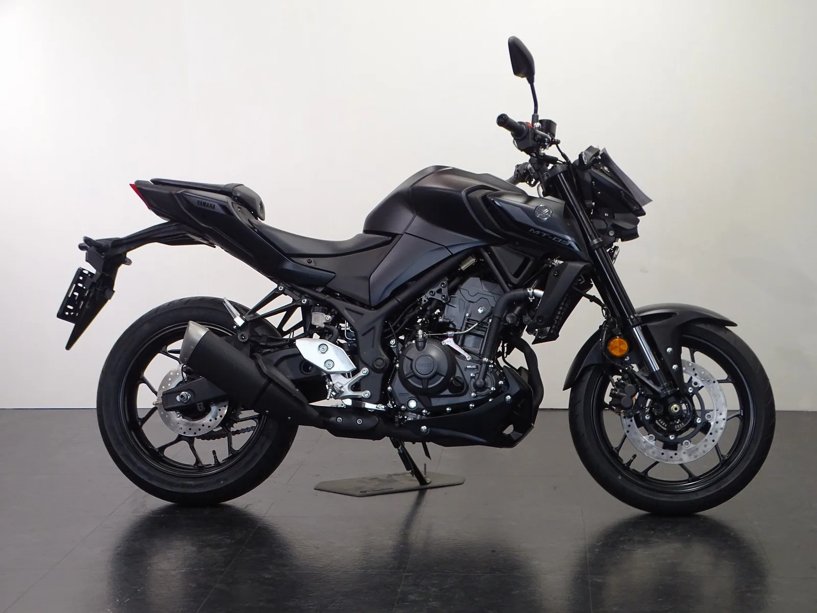 Yamaha MT-03 (2025) — foto 1