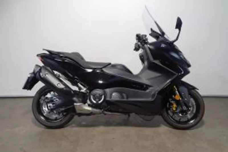 Yamaha T-MAX TECH MAX (2025)