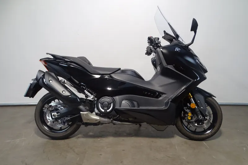 Yamaha T-MAX TECH (2025)