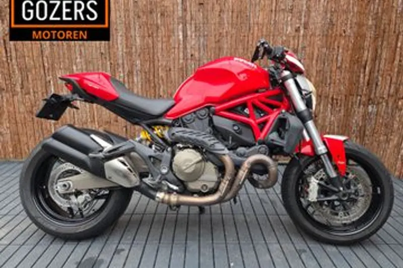 Ducati Monster 821 (2015)