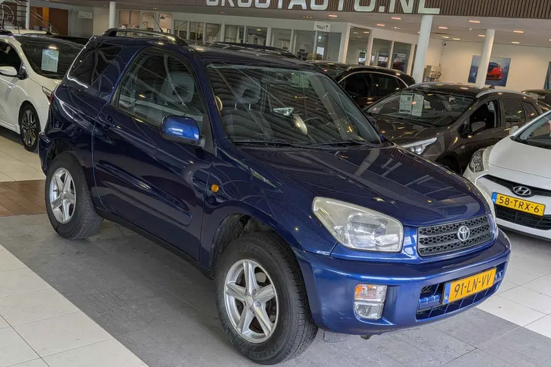 Toyota RAV4 (2003)