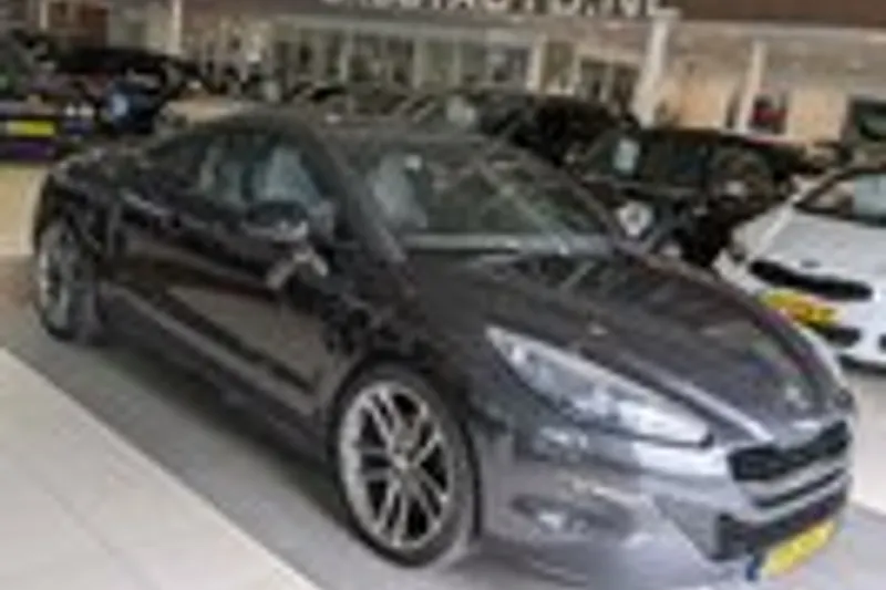 Peugeot RCZ (2013)