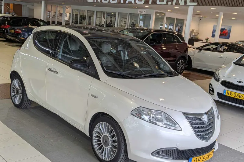 Lancia Ypsilon (2011)
