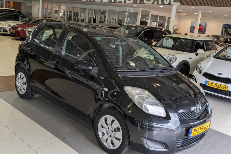 Toyota Yaris (2009)