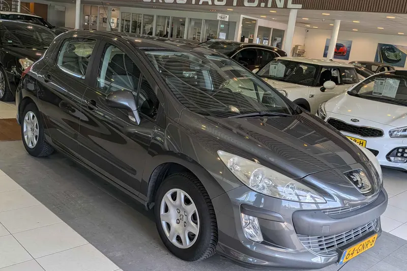Peugeot 308 (2008)