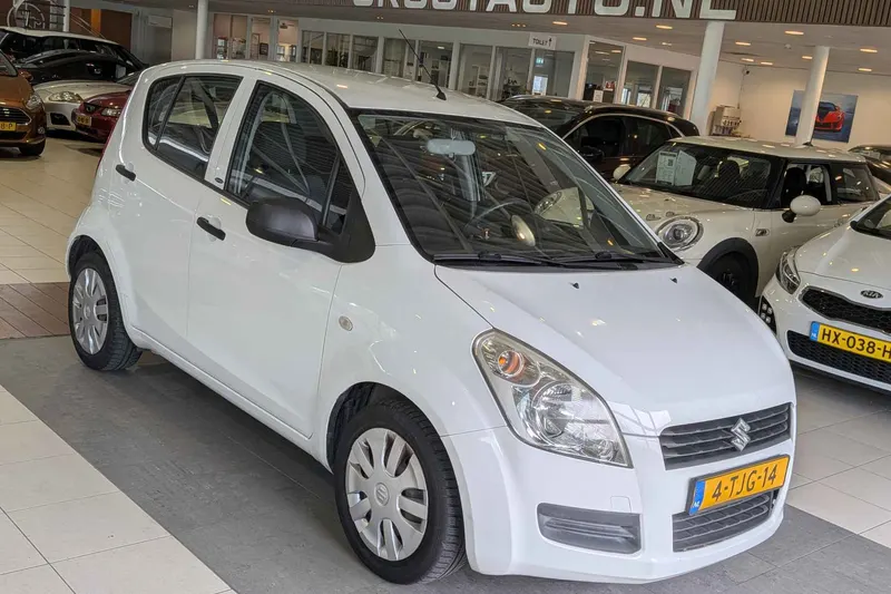 Suzuki Splash (2011)