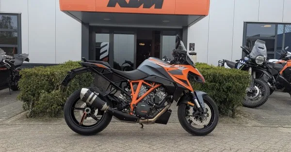 KTM Super Duke 1290 (2024) — foto 1