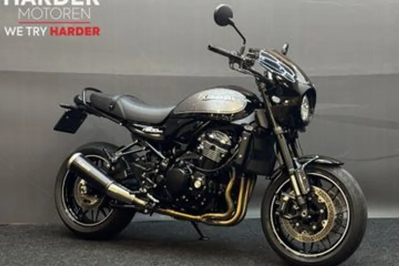 Kawasaki Z900RS (2025)