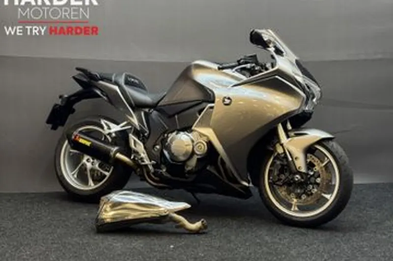 Honda VFR 1200 F (2010)