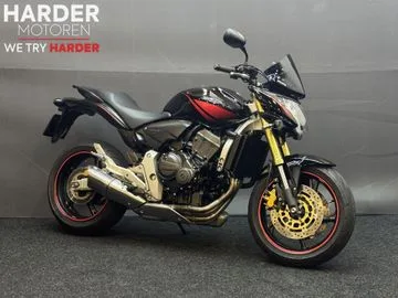 Honda CB 600 F HORNET (2008) — foto 1