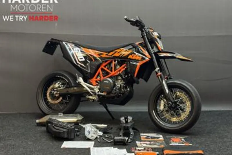 KTM 690 SMC (2019)