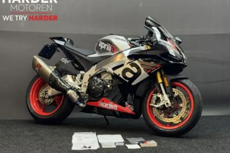 APRILIA RSV 4 RR (2021)