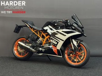 KTM RC 125 (2016) — foto 1