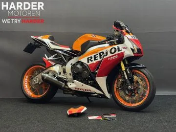 Honda CBR1000RR (2017) — foto 1