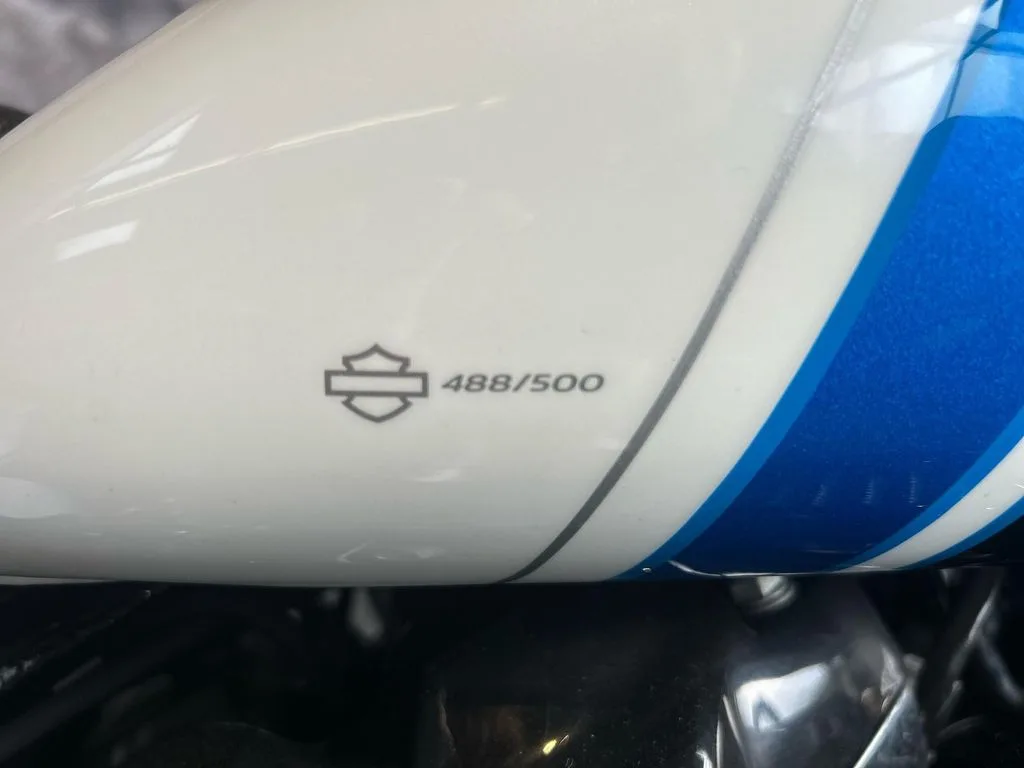 Harley-Davidson Street Glide (2021) — foto 1
