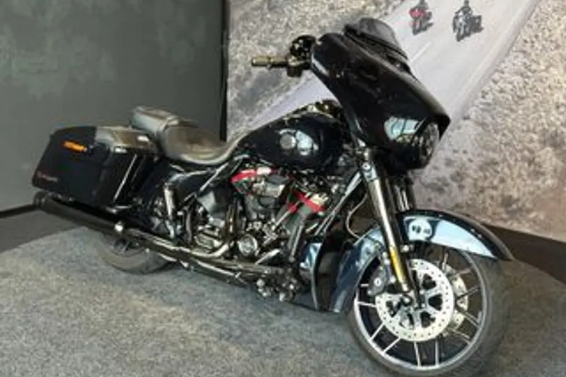 Harley-Davidson Cvo Street Glide (2022)
