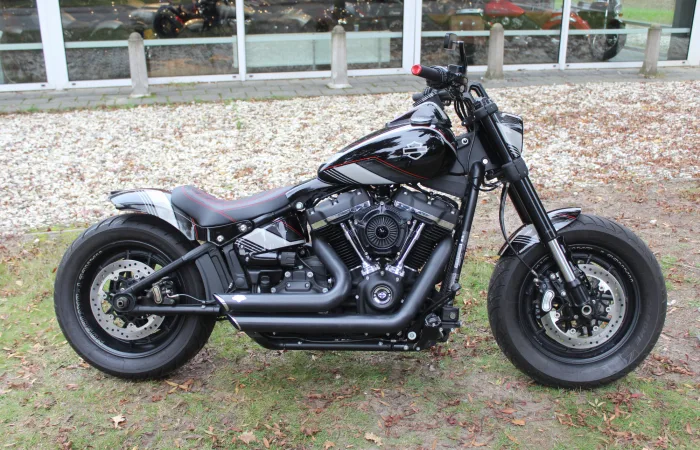 Harley-Davidson Fat Bob (2018) — foto 1