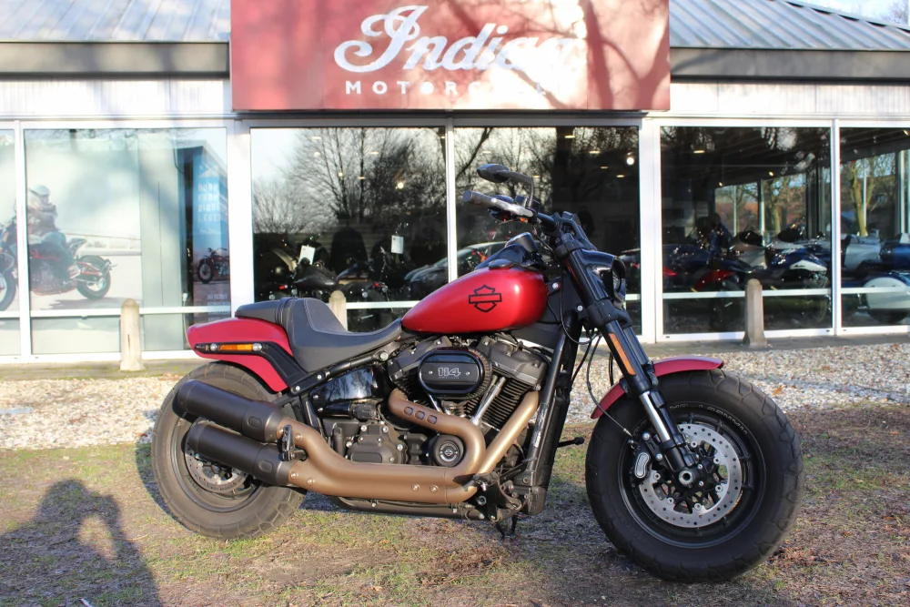 Harley-Davidson Fat Bob Bob FXFBS Softail (2018) — foto 1