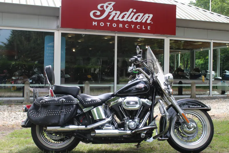 Harley-Davidson Heritage FLSTCI Heritage softail classic (2013)