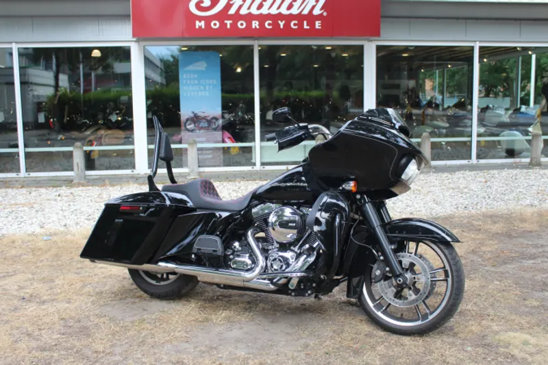 Harley-Davidson Road Glide 0 (2016)