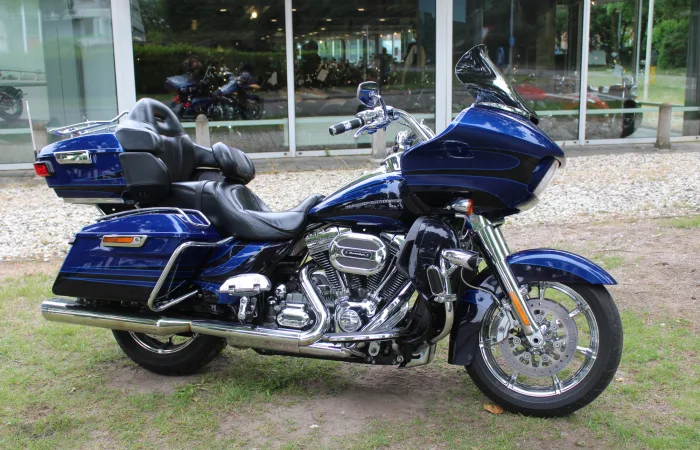 DS Road Glide FLTRUSE Ultra (2015) — foto 1