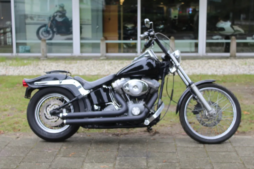 Harley-Davidson Softail Standard (2003) — foto 1