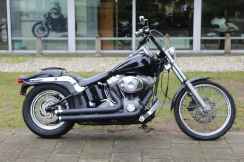 Harley-Davidson Softail Standard (2003)