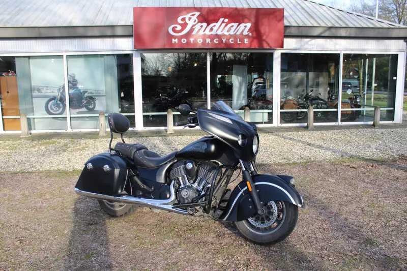 Indian Chieftain Dark Horse (2018)