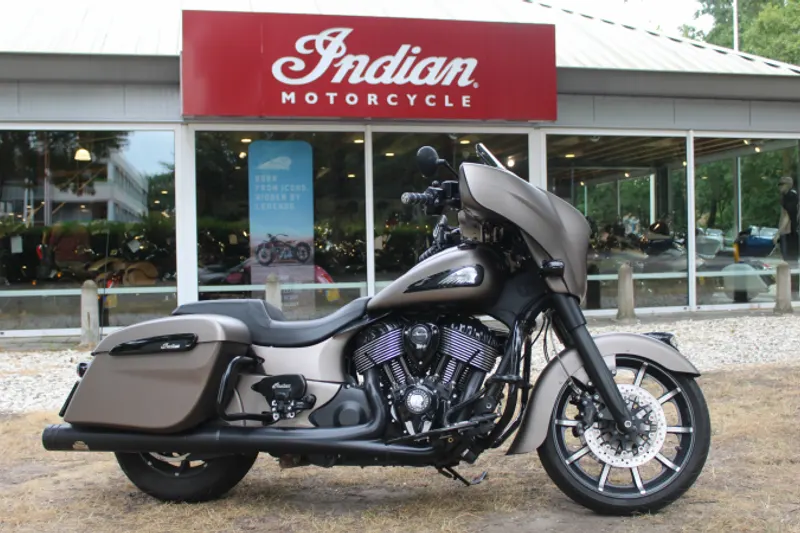Indian Chieftain Dark Horse (2019)