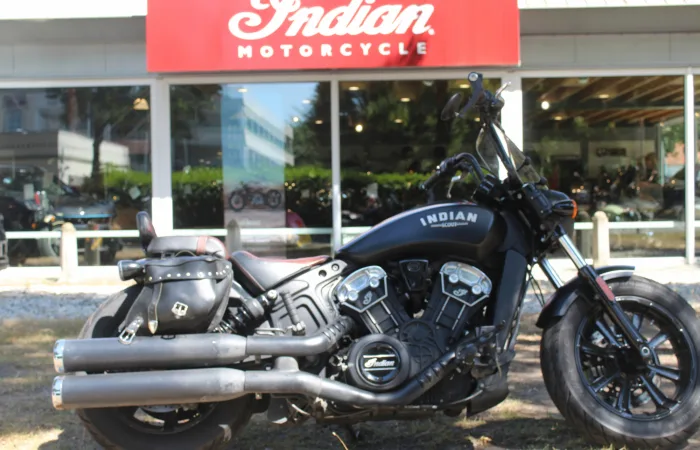Indian Scout Bobber (2021) — foto 1