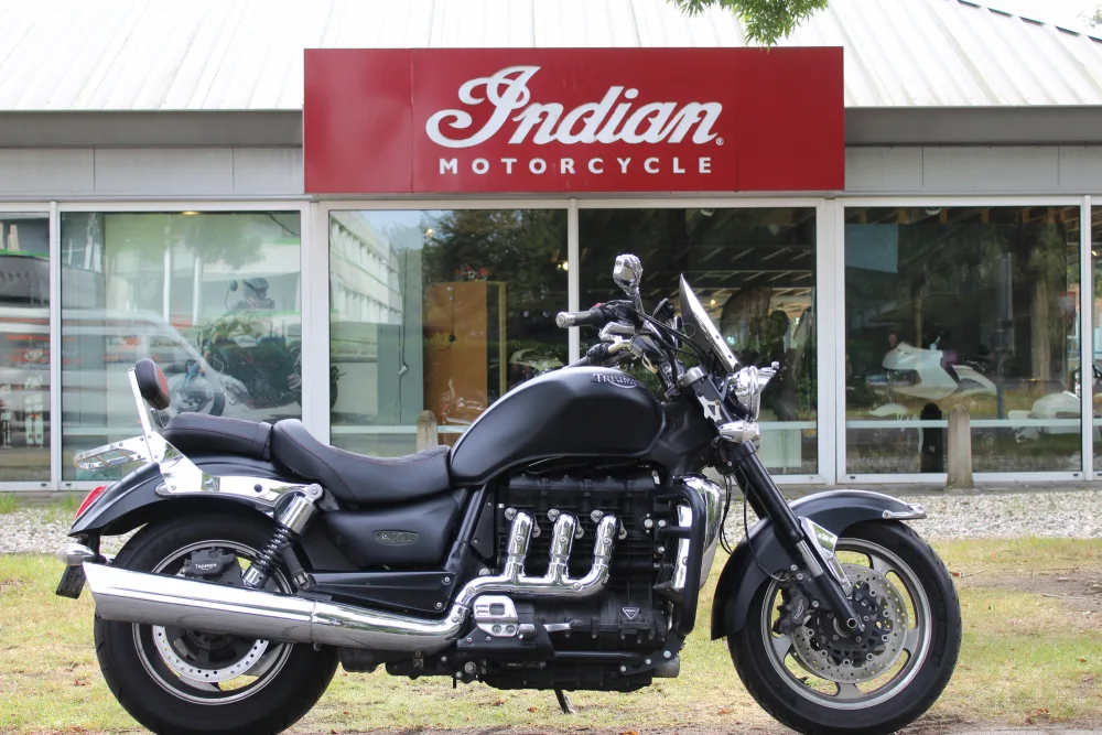 Triumph Rocket III Classic (2011) — foto 1