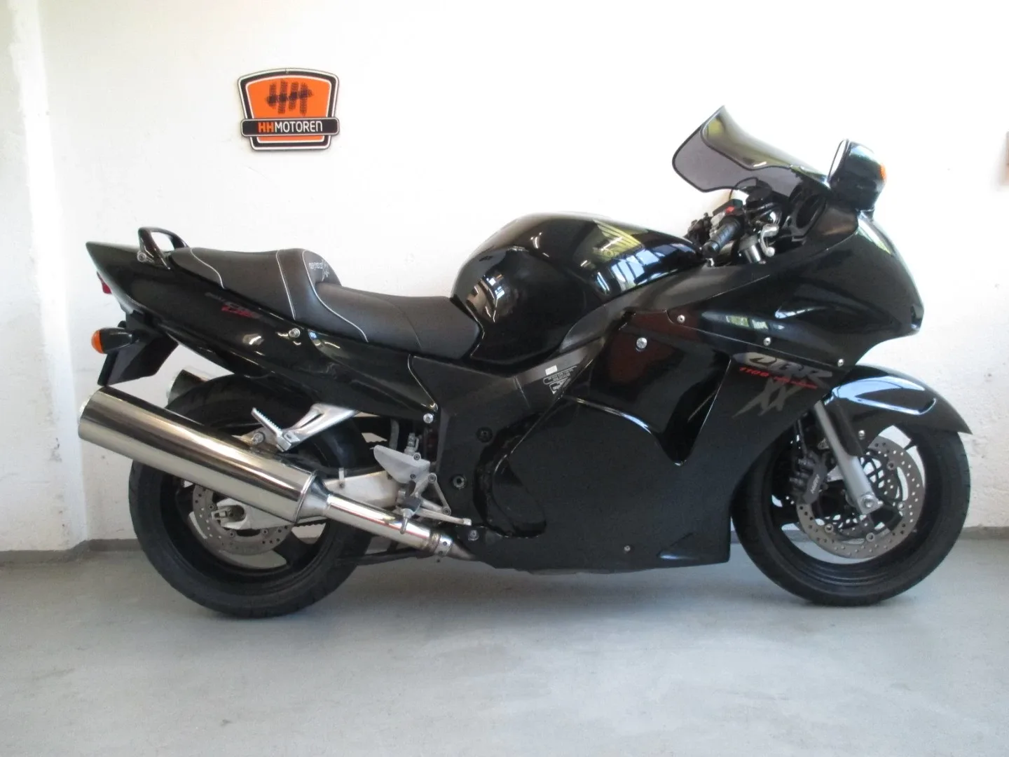 Honda CBR 1100 XX Super Blackbird (2025) — foto 1