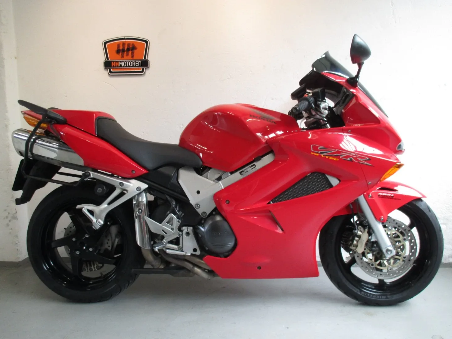 Honda VFR800 (2026) — foto 1